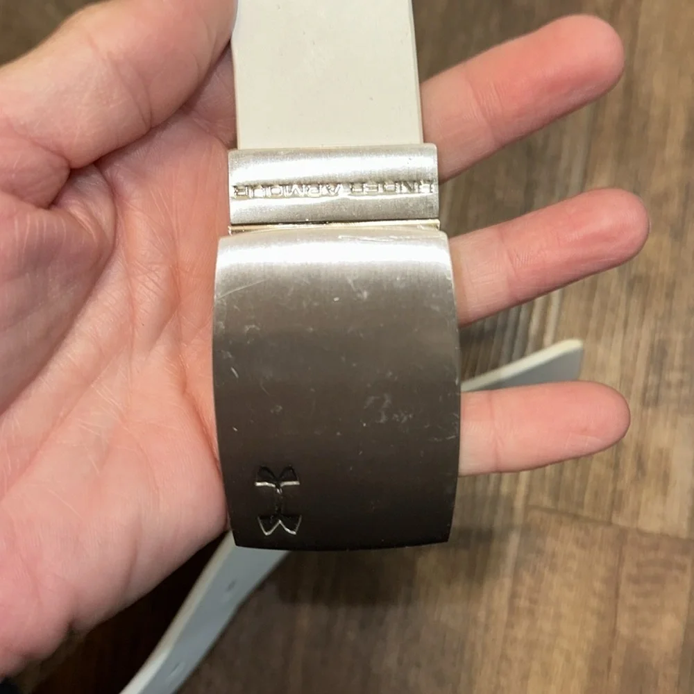 Under Armour Reversible‎ Gray & White Leather Belt